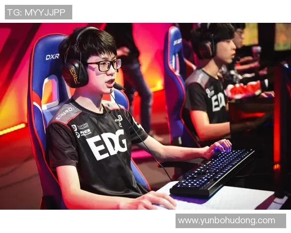 EDG在青年赛中的团队协作表现分析与点评